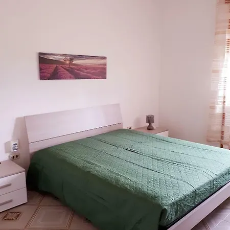 Holiday home Giada *